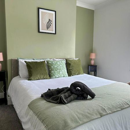 Cecil House - Stylish 2-Bed, Sleeps 5 Guests, Free Parking, Close To Cathedral, Bars & Restaurants Lincoln Exterior photo