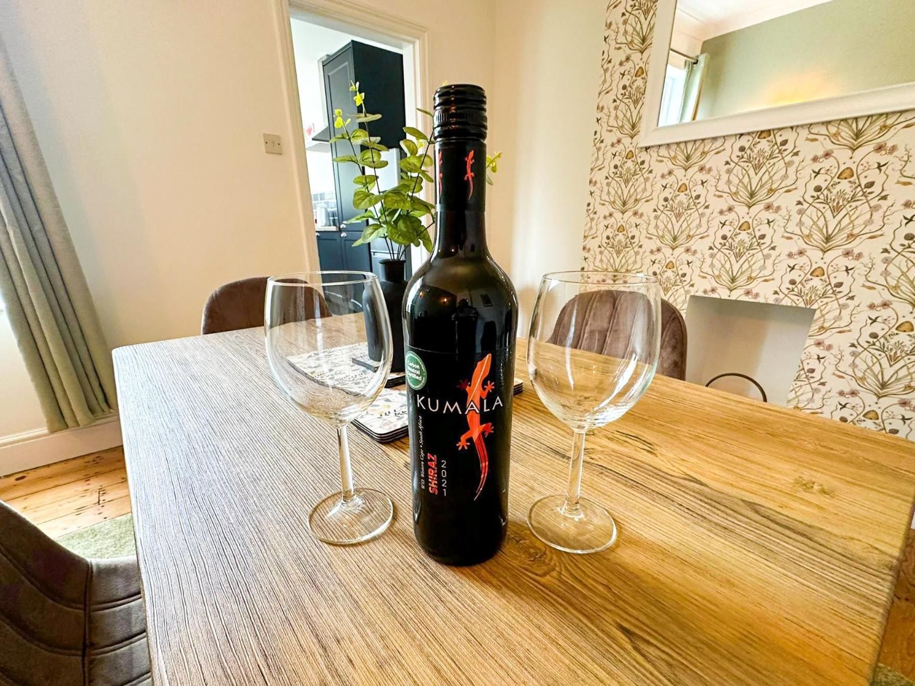 Cecil House - Stylish 2-Bed, Sleeps 5 Guests, Free Parking, Close To Cathedral, Bars & Restaurants Lincoln Exterior photo