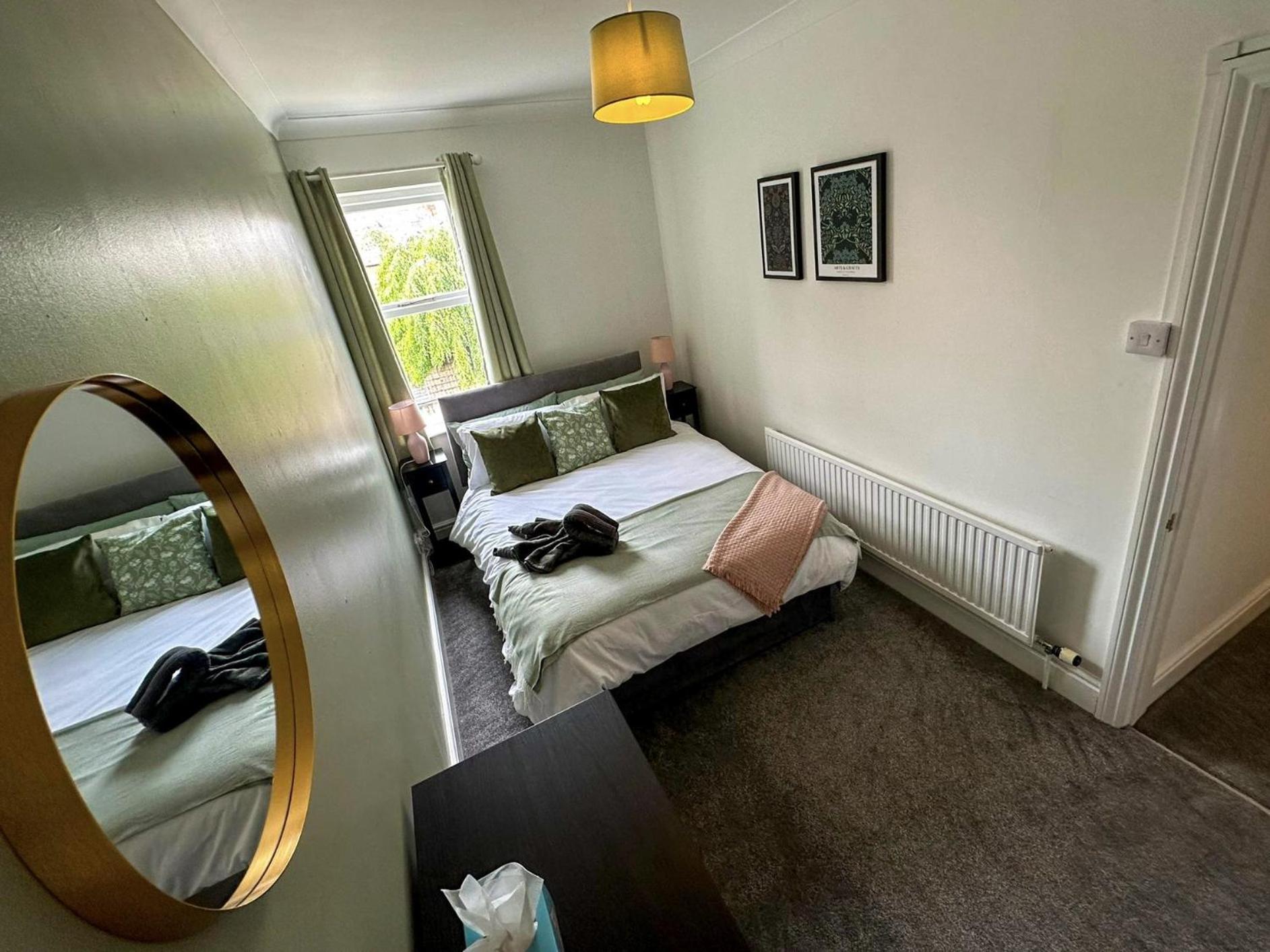 Cecil House - Stylish 2-Bed, Sleeps 5 Guests, Free Parking, Close To Cathedral, Bars & Restaurants Lincoln Exterior photo